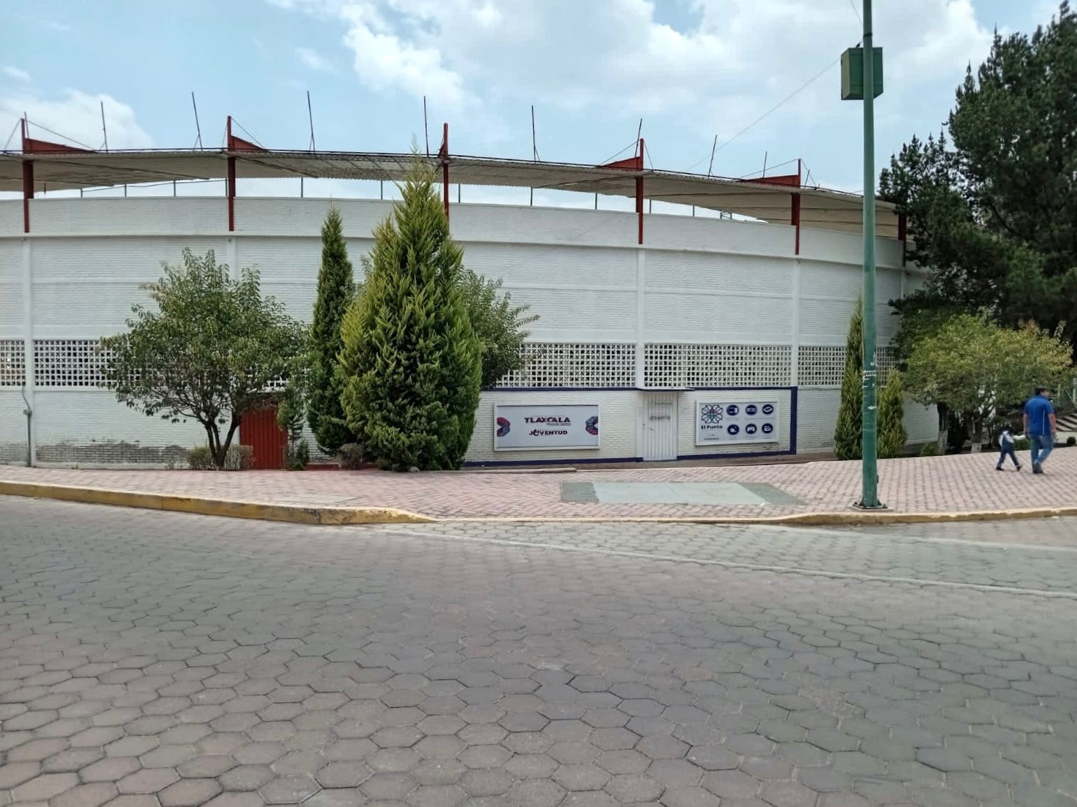 Apoya Ayuntamiento de Tlaxcala pago de programas sociales a habitantes de la Capital